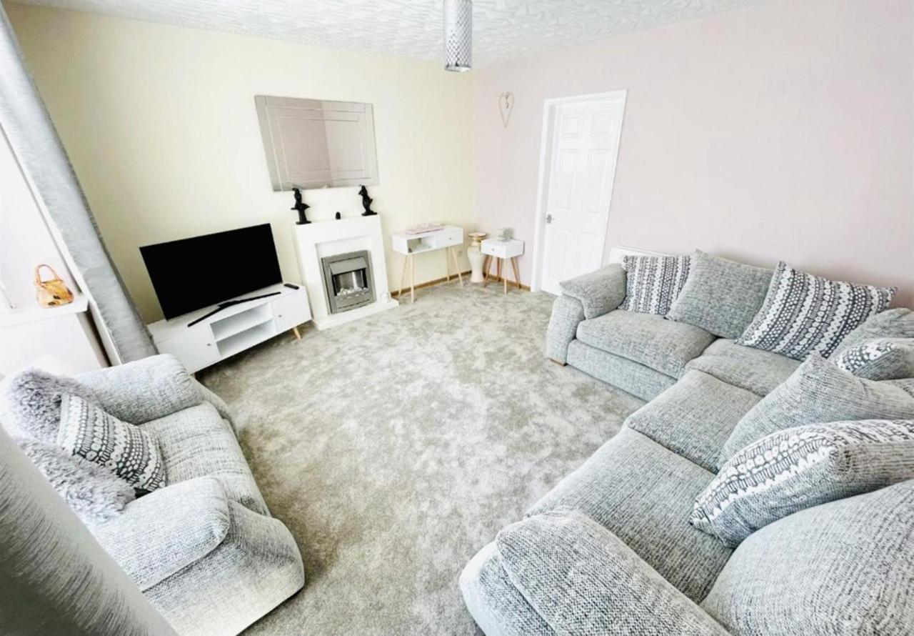 Lovely And Affordable House Closer To The Sea Hartlepool Exterior photo